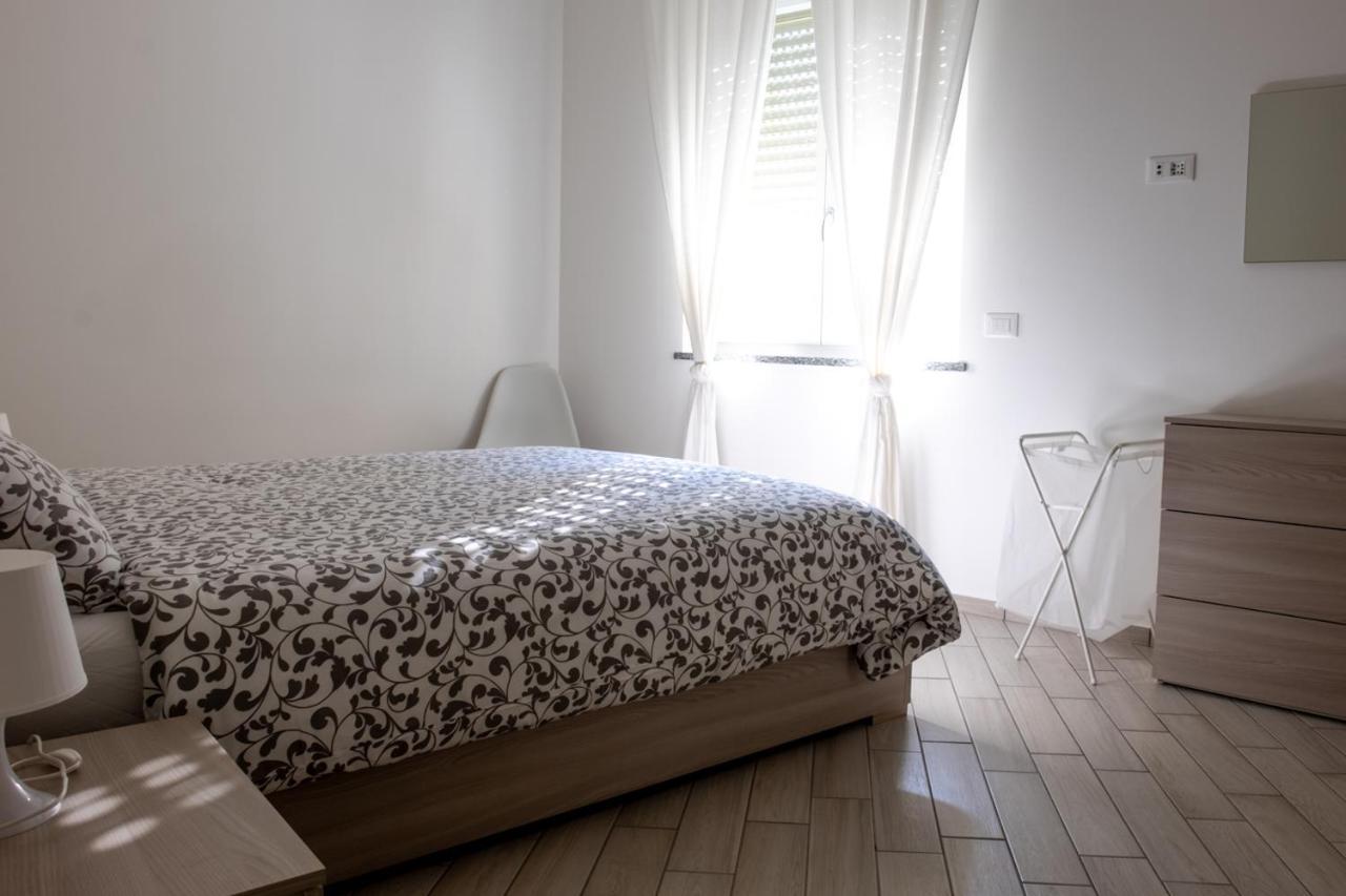 Home Hotel Сенаго Экстерьер фото